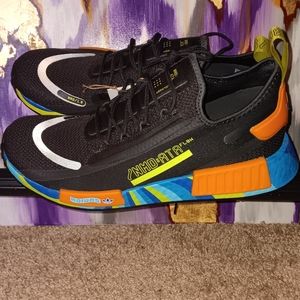 [SOLD]Size 10.5 - Adidas NMD R1 Spectoo Black Multi